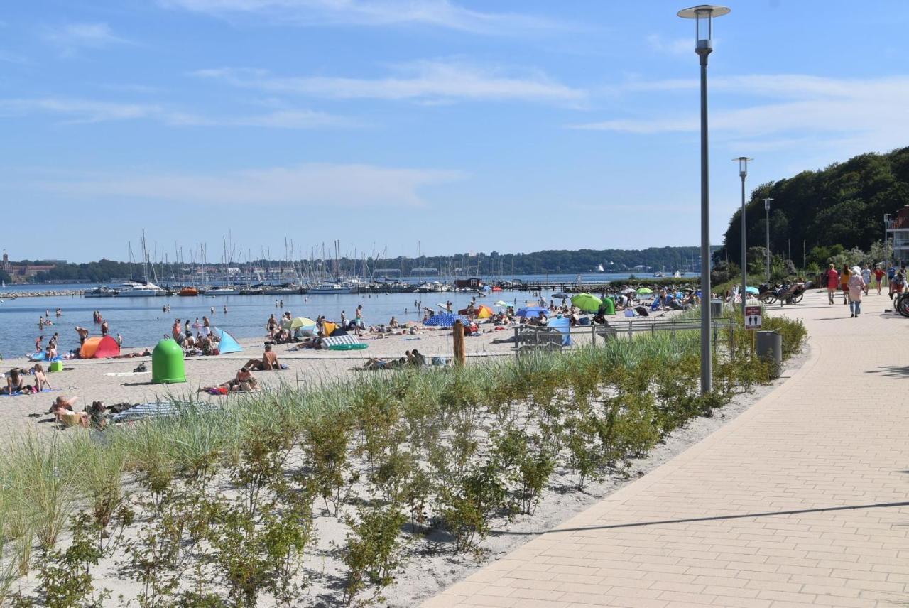 Fewo1846 Strandresidenz Wassersleben - Ostseenest - Modernes Studioapartment Mit Balkon Am Strand Harrislee Esterno foto
