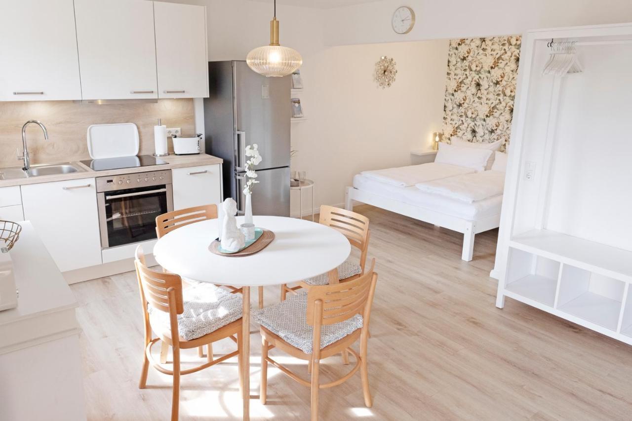 Fewo1846 Strandresidenz Wassersleben - Ostseenest - Modernes Studioapartment Mit Balkon Am Strand Harrislee Esterno foto